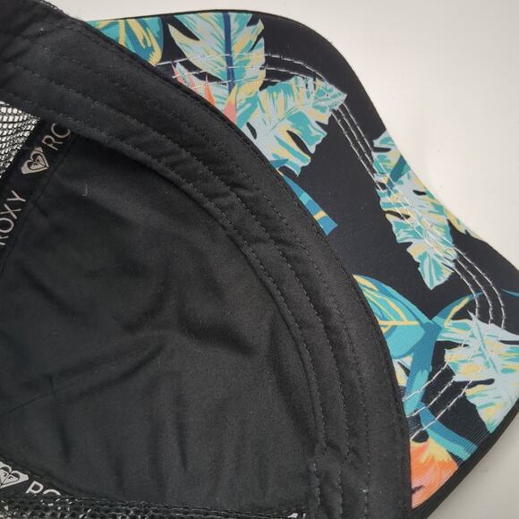 Roxy Snapback Mesh Back Trucker Hat Black One Size Logo Patch Outdoor - Picture 8 of 9